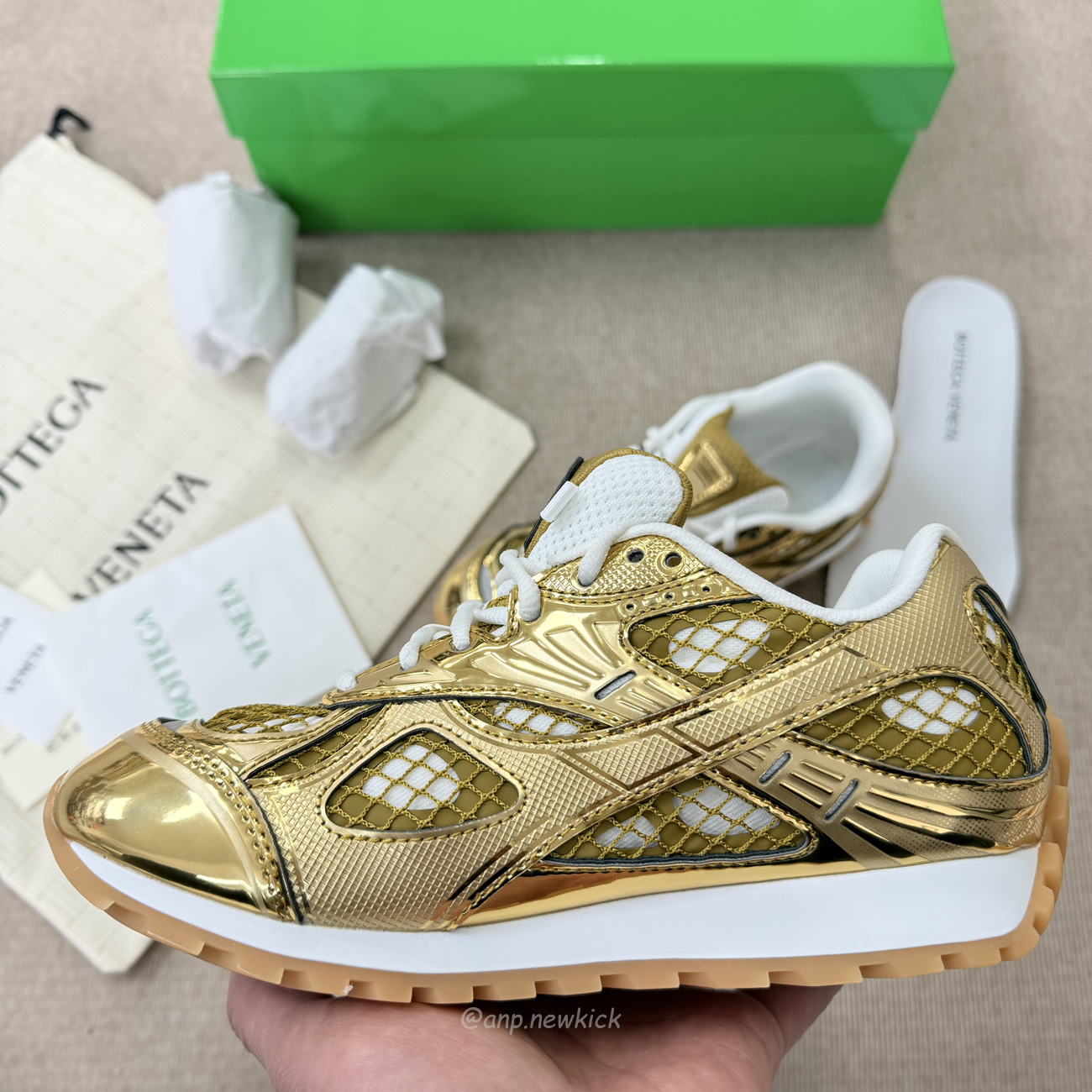Bottega Veneta Orbit Sneaker Gold   741357 V2x40 7043 (5) - www.newkick.org